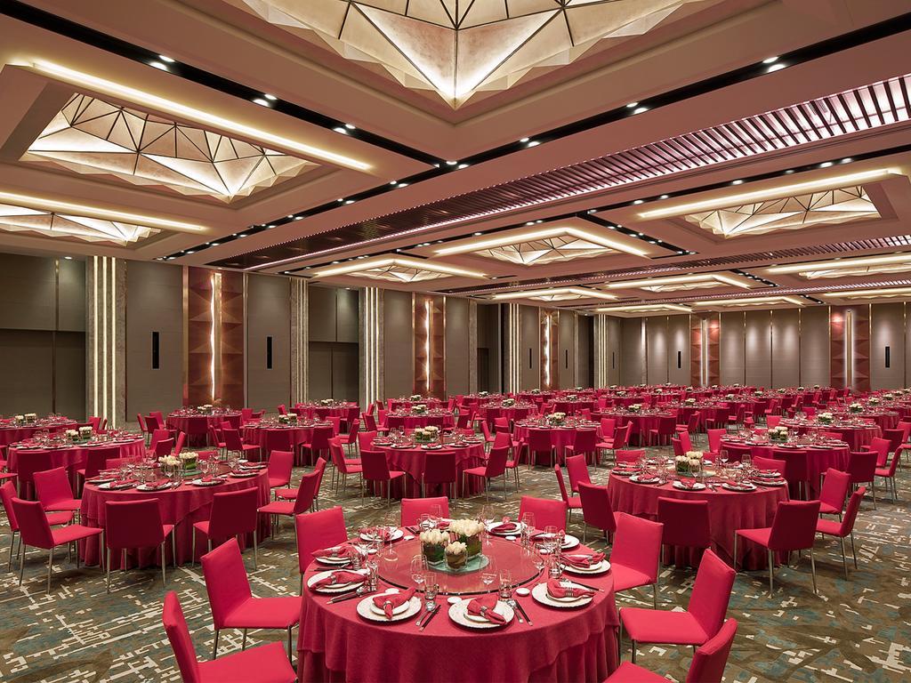 New World Guiyang Hotel Exterior photo