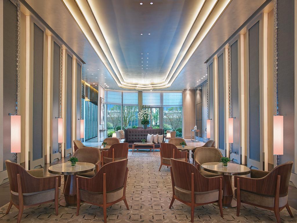 New World Guiyang Hotel Exterior photo
